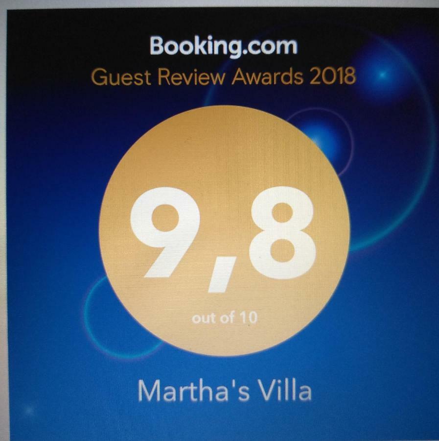 Martha'S Villa Nea Iraklitsa Екстериор снимка
